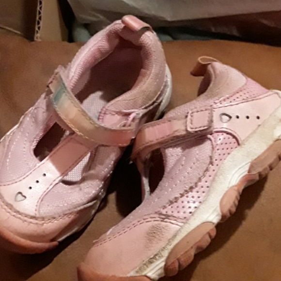 STRIDE  RITE  GIRLS  TENNIS  SHOES - Picture 2 of 5